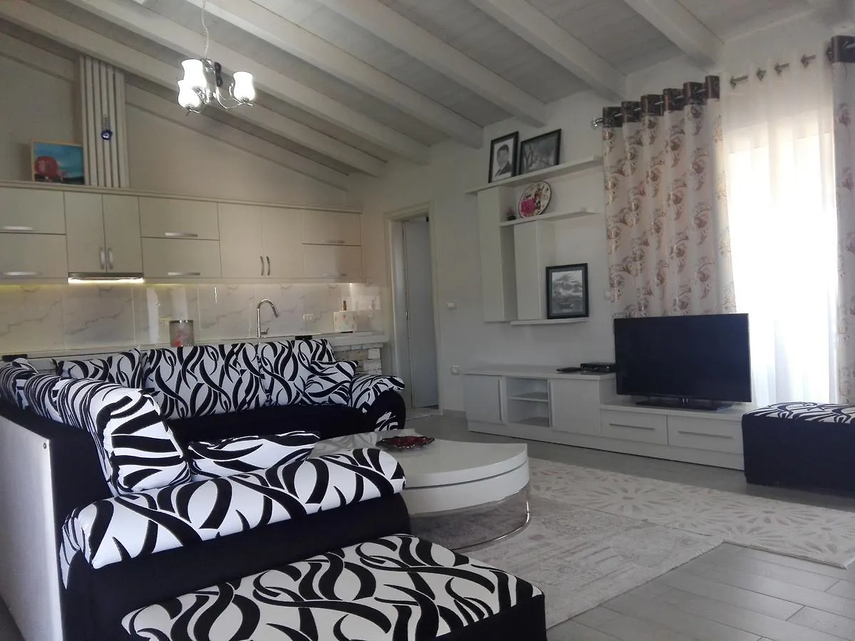 Vip Apartment By 